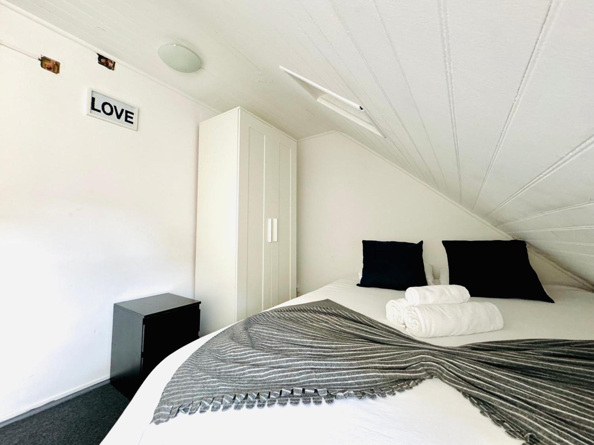 Low Cost Arroios Rooms Lisbon Bagian luar foto