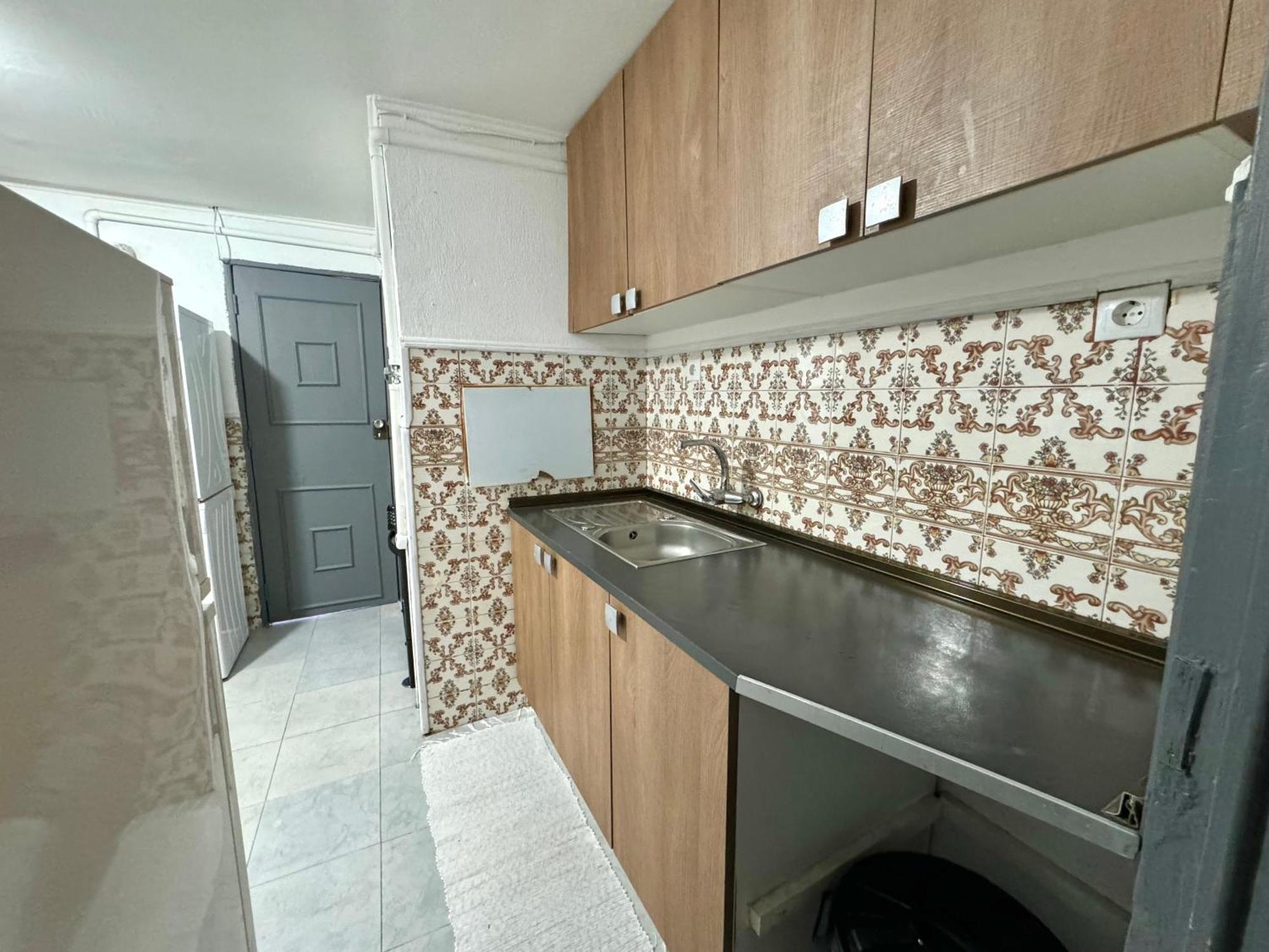 Low Cost Arroios Rooms Lisbon Bagian luar foto