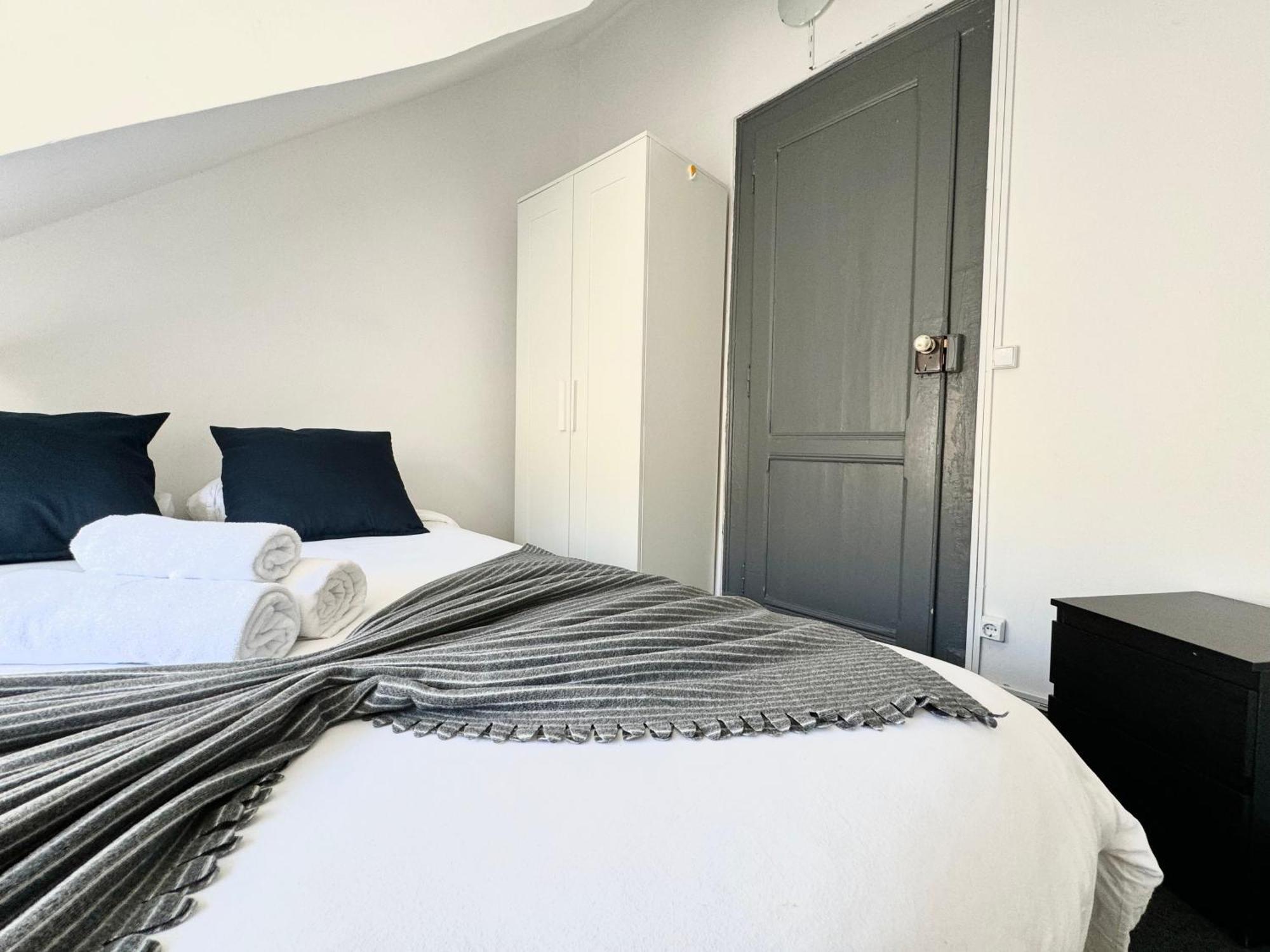 Low Cost Arroios Rooms Lisbon Bagian luar foto