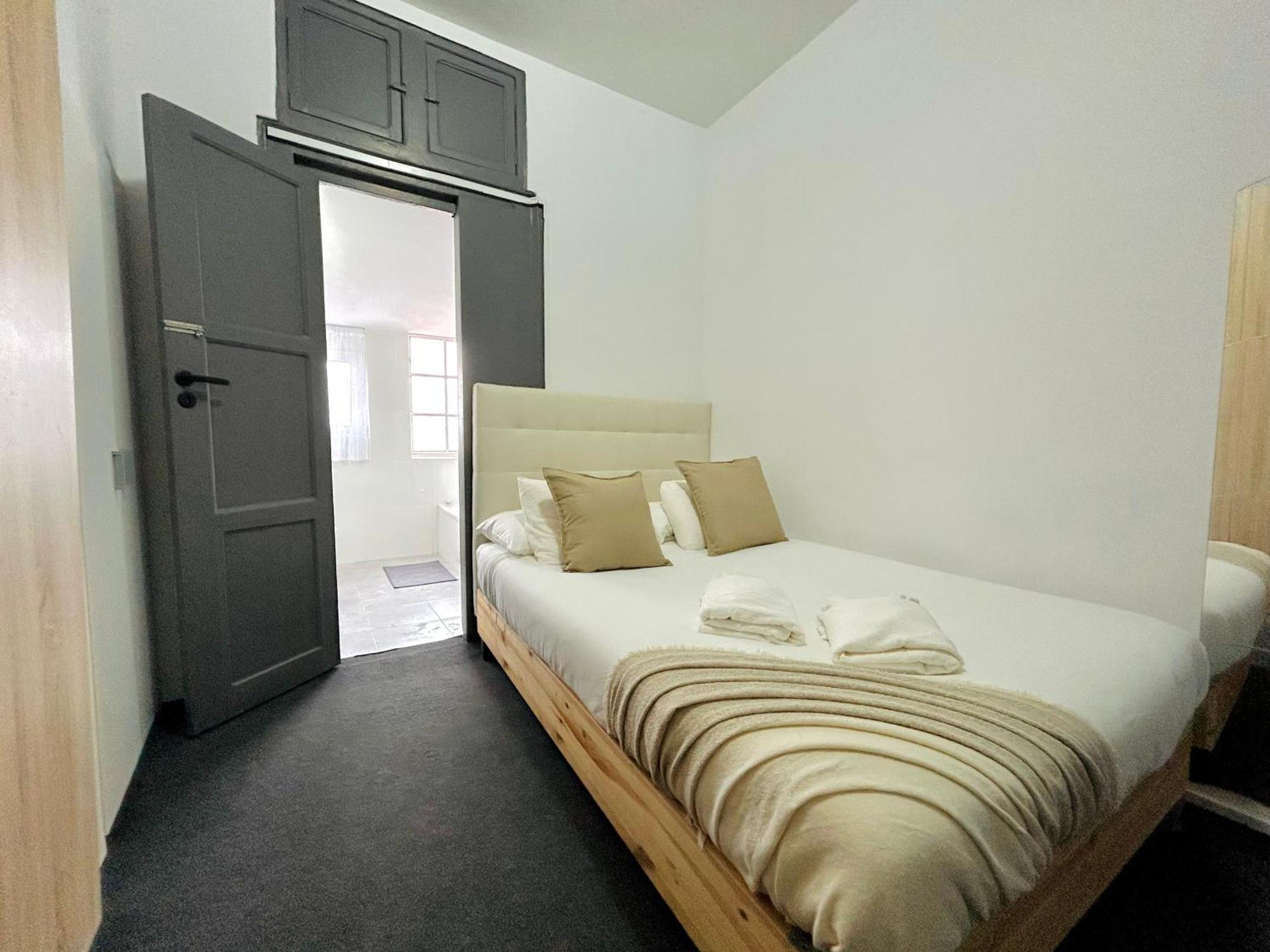 Low Cost Arroios Rooms Lisbon Bagian luar foto