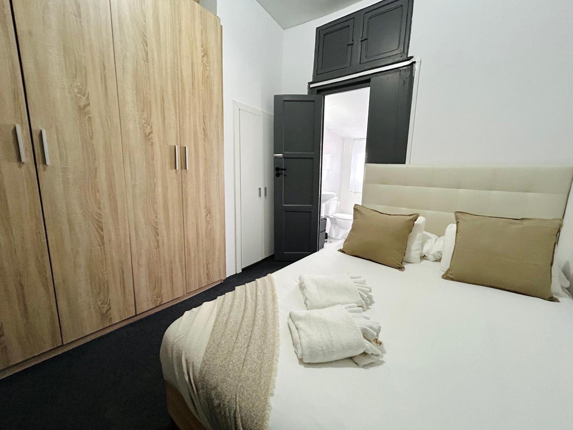Low Cost Arroios Rooms Lisbon Bagian luar foto