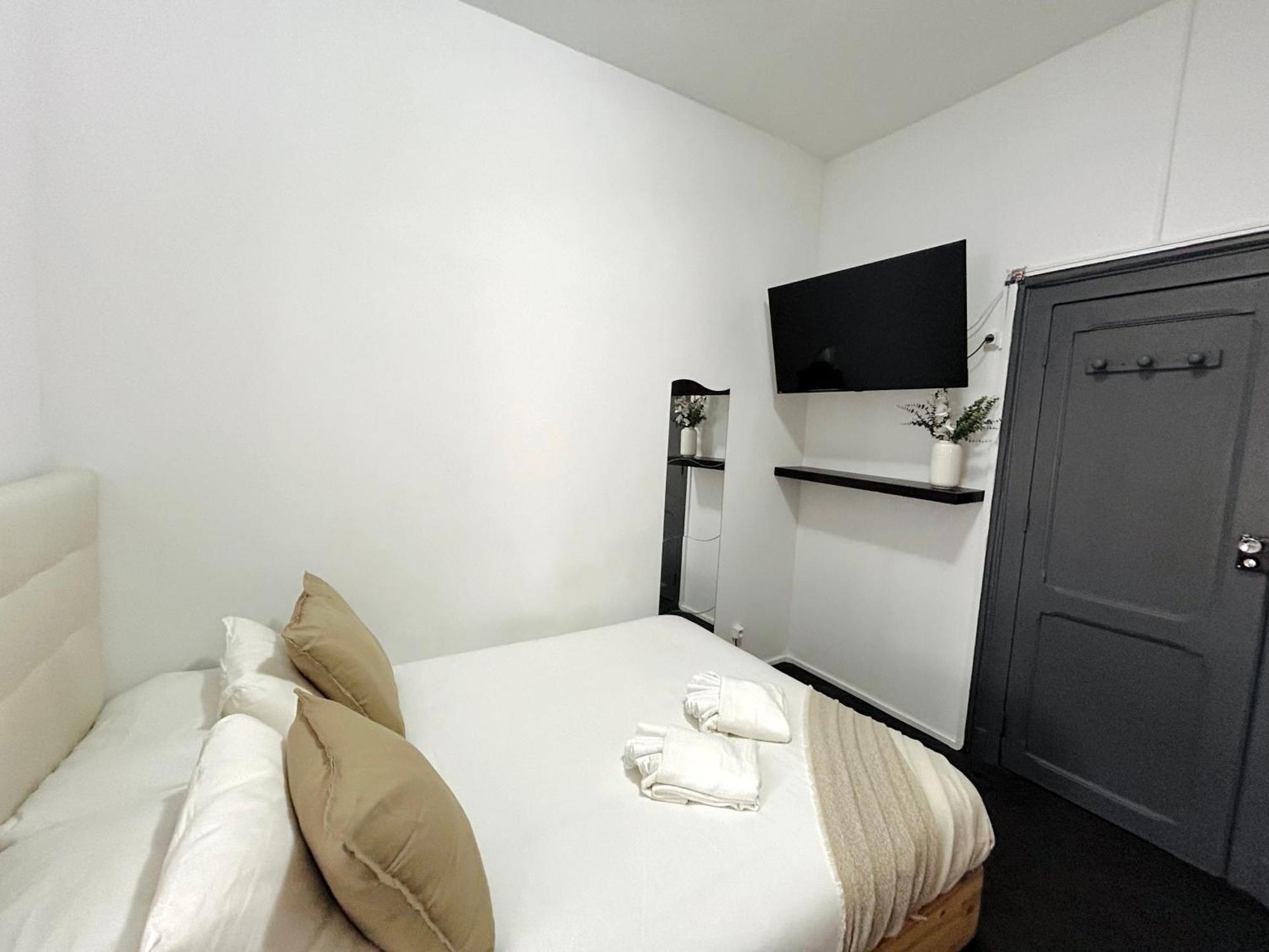 Low Cost Arroios Rooms Lisbon Bagian luar foto