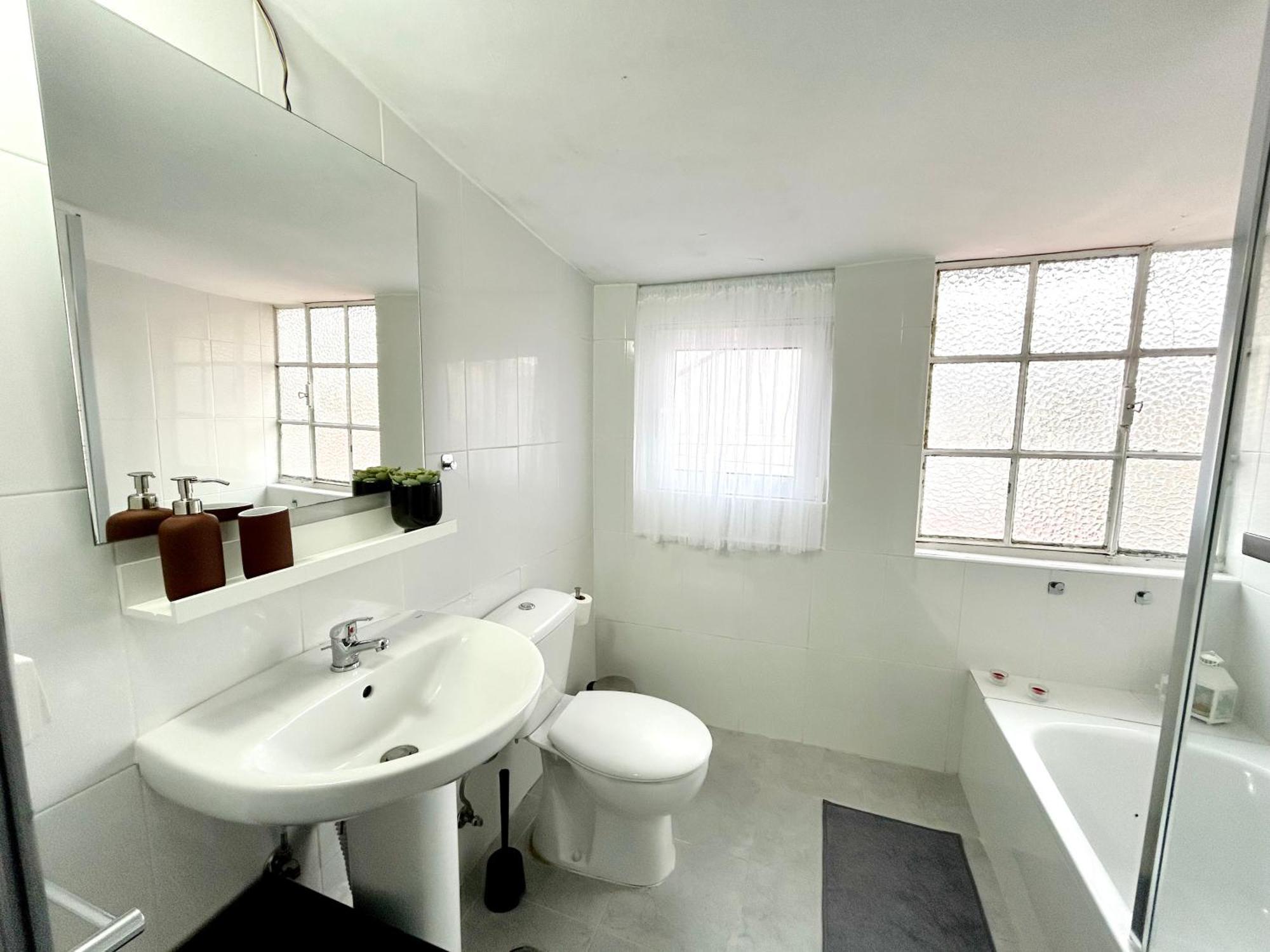 Low Cost Arroios Rooms Lisbon Bagian luar foto